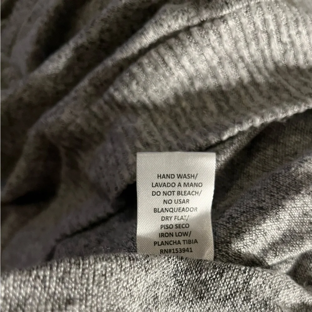 Misia Curvy Women’s Lightweight Sweater